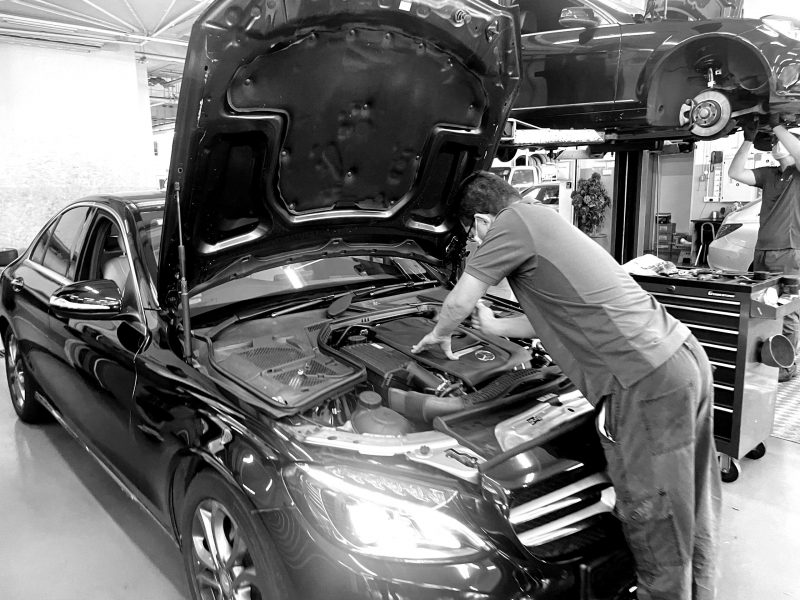 Maximize Your Vehicle’s Performance with the Right Car Servicing Package